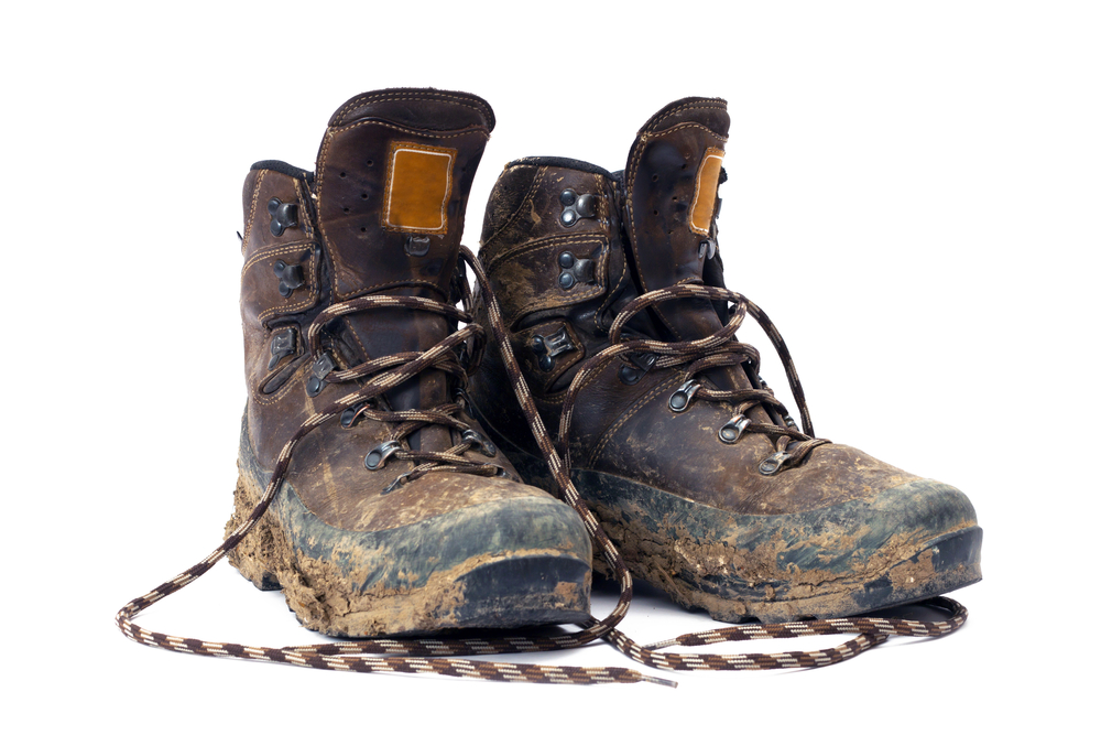 how to clean very dirty shoes