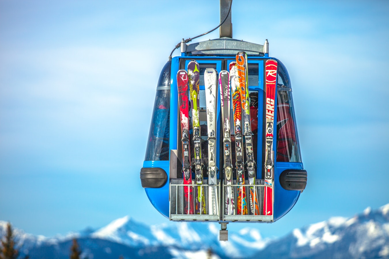 An In Depth Review of the Best Skis of 2018