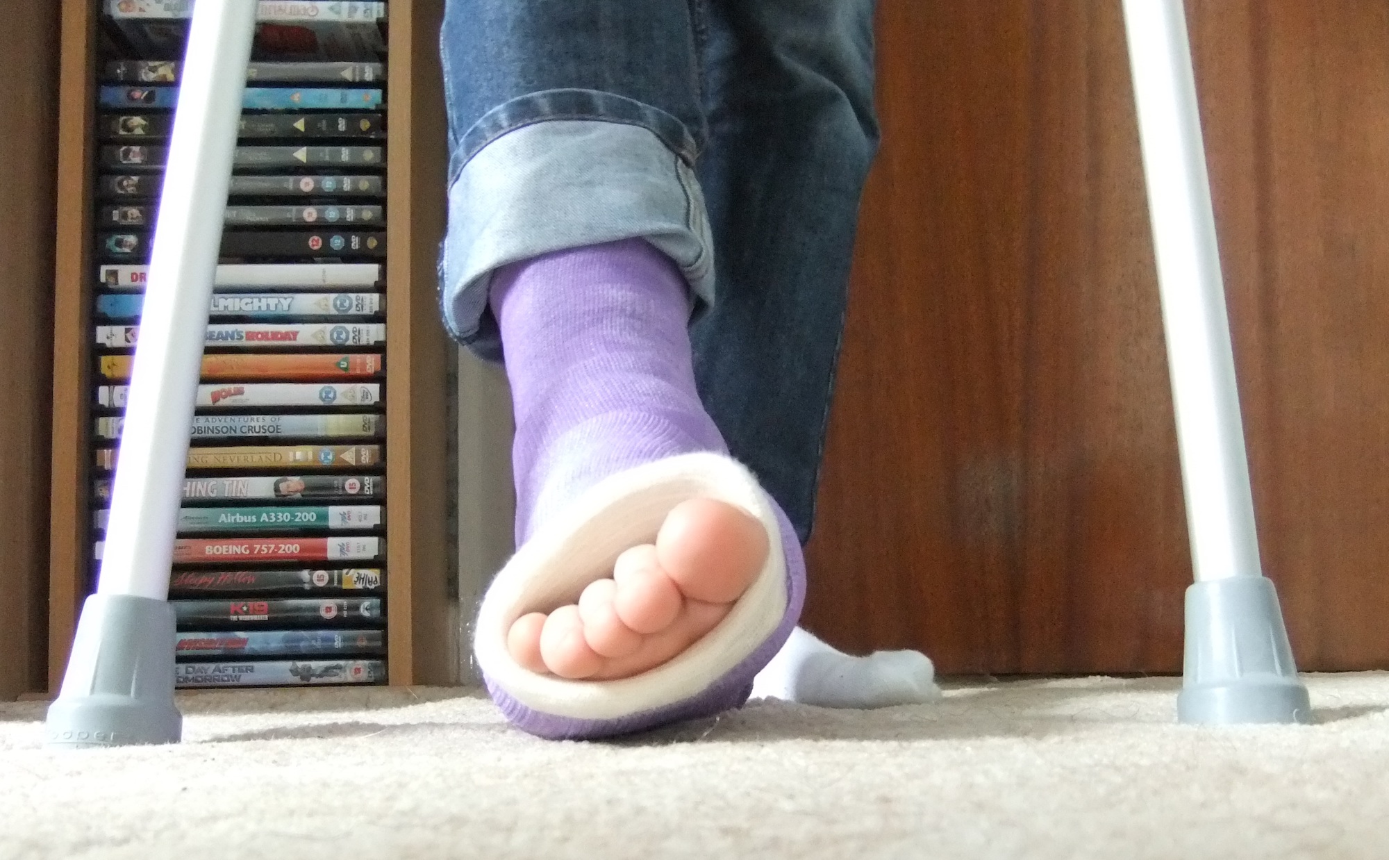 Broken & Fractured Toe Strengthening Plus Treatment - Walkjogrun