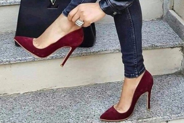 An In Depth Review of the Best Burgundy Heels of 2018