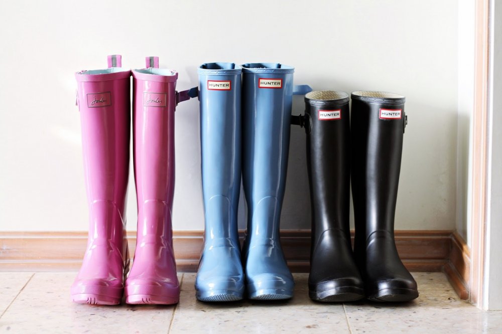 an in-depth review of the best Hunter boots of 2018.