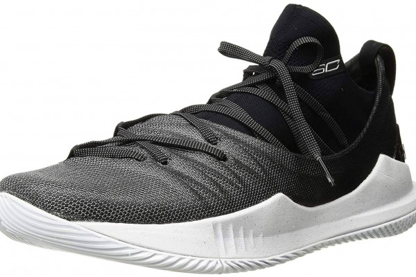 An In Depth Review of the Under Armour Curry 5 in 2019