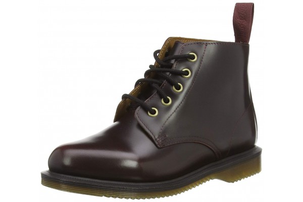 An in depth review of the Dr. Marten Emmeline in 2019