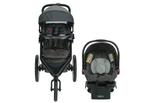 An in depth review of the Graco Trax Jogger in 2019