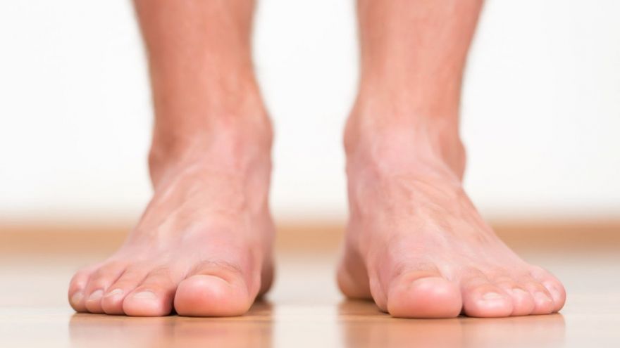 The ultimate guide to dealing with, treating and curing smelly feet for good!