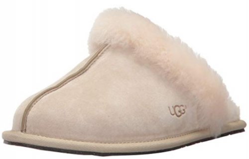 best ugg slippers for wide feet