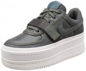 An in depth review of the Nike Vandal 2k in 2019